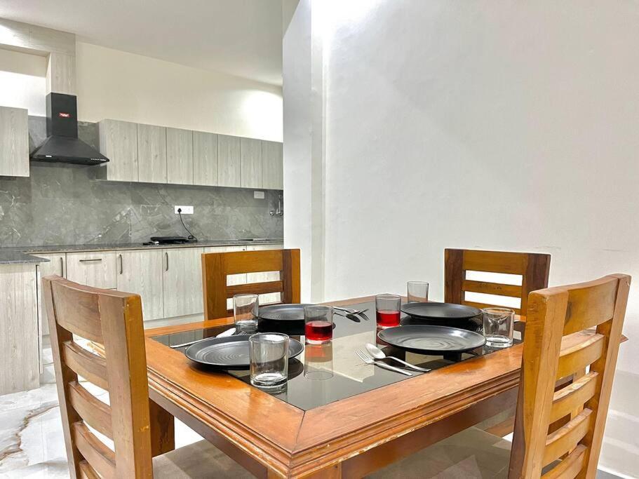 Apartmán Host Jatin Kasauli Crest 7O1827O7O3 Exteriér fotografie