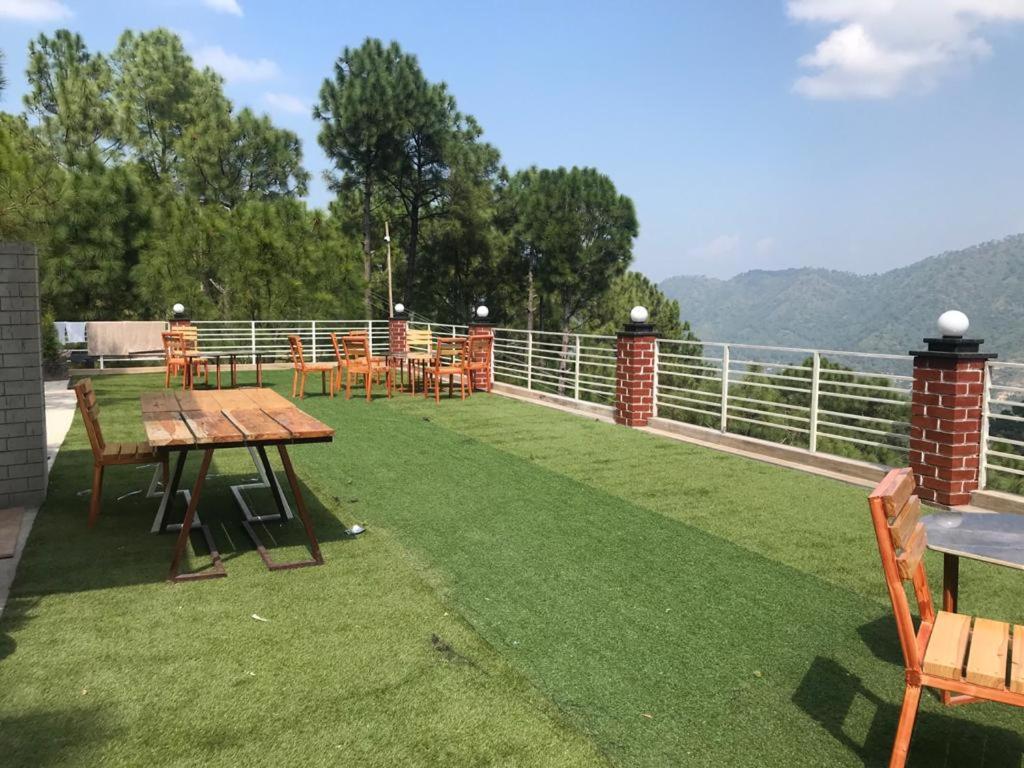 Apartmán Host Jatin Kasauli Crest 7O1827O7O3 Exteriér fotografie