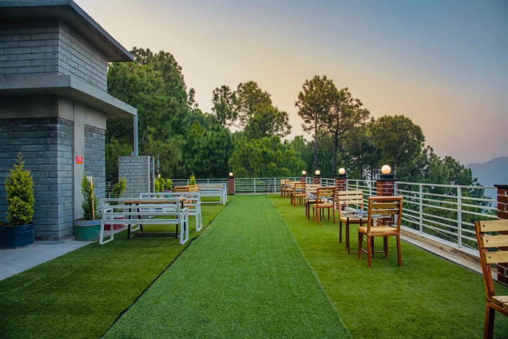Apartmán Host Jatin Kasauli Crest 7O1827O7O3 Exteriér fotografie