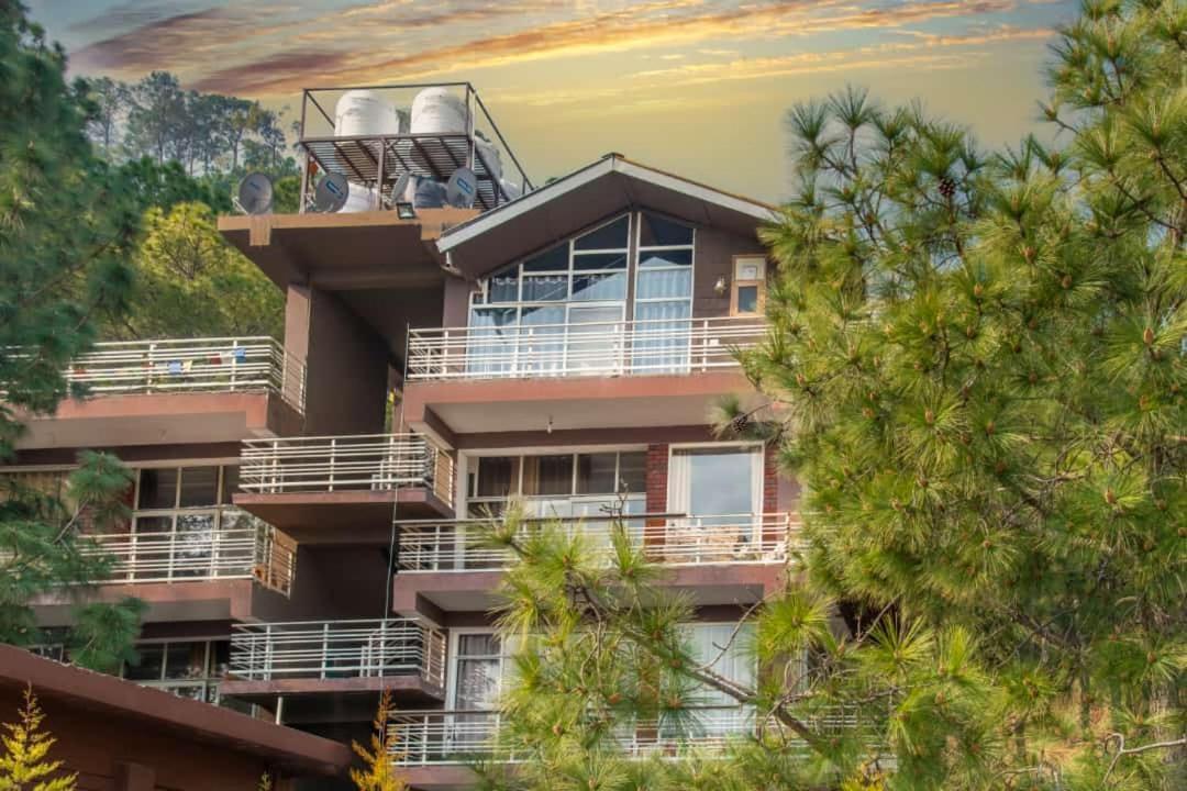 Apartmán Host Jatin Kasauli Crest 7O1827O7O3 Exteriér fotografie